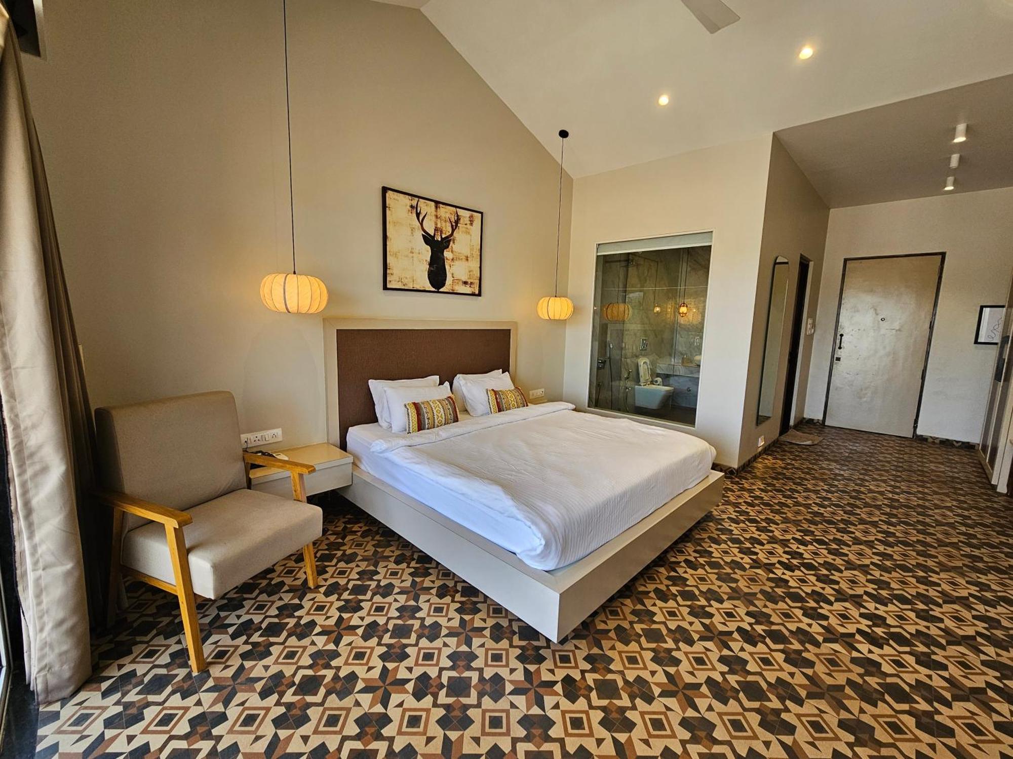 River Estates Luxury Resort & Spa Karjat Esterno foto