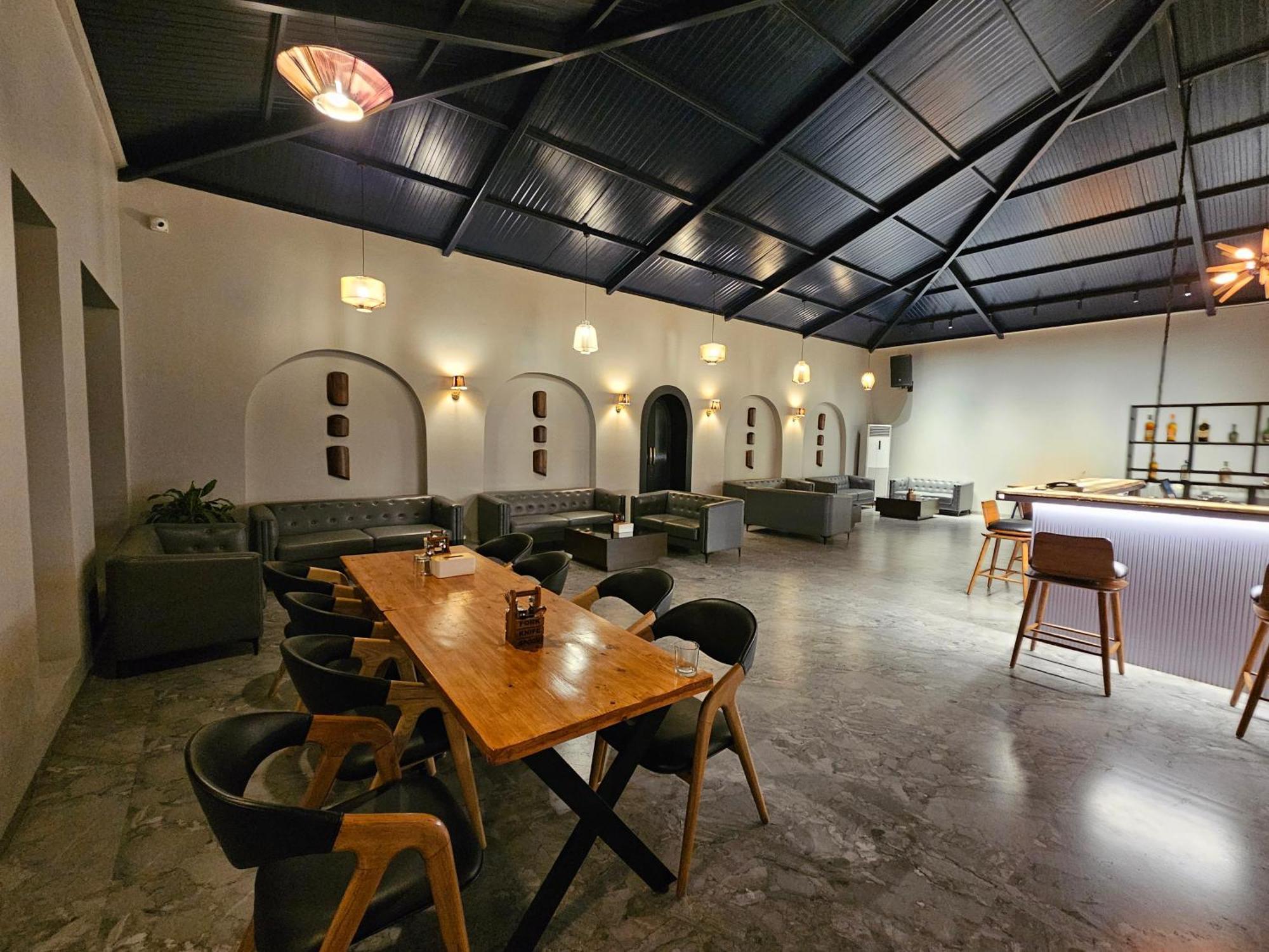 River Estates Luxury Resort & Spa Karjat Esterno foto