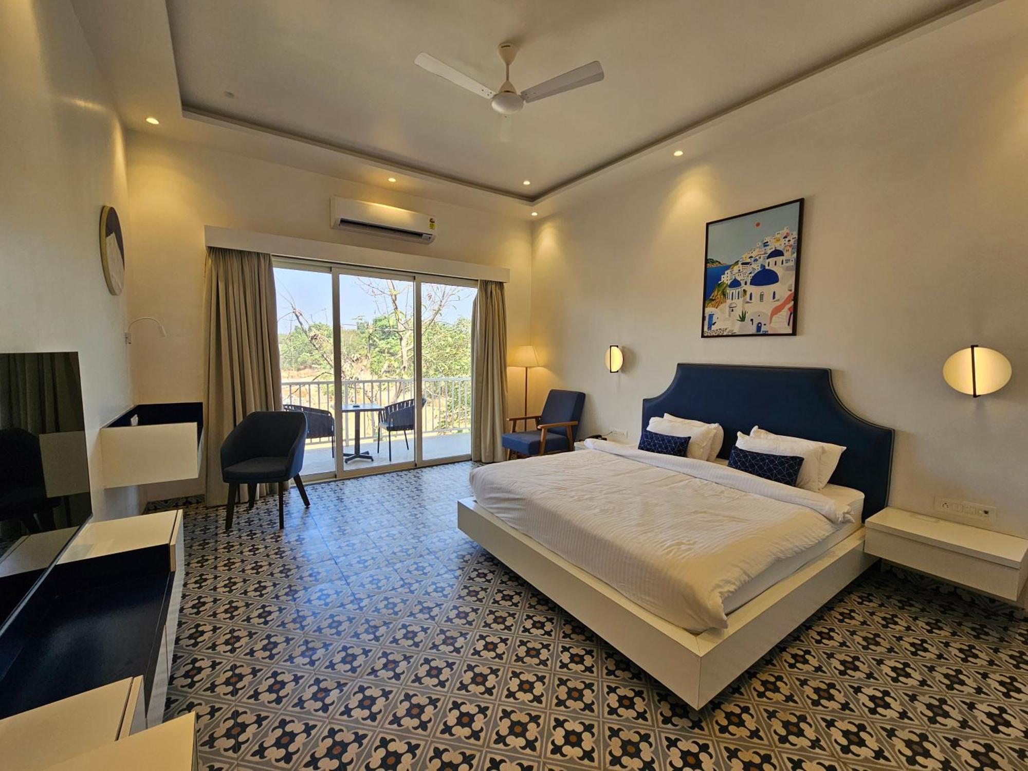 River Estates Luxury Resort & Spa Karjat Esterno foto